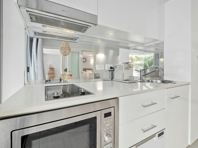 2210/2-22 Veivers Road, Palm Cove QLD 4879
