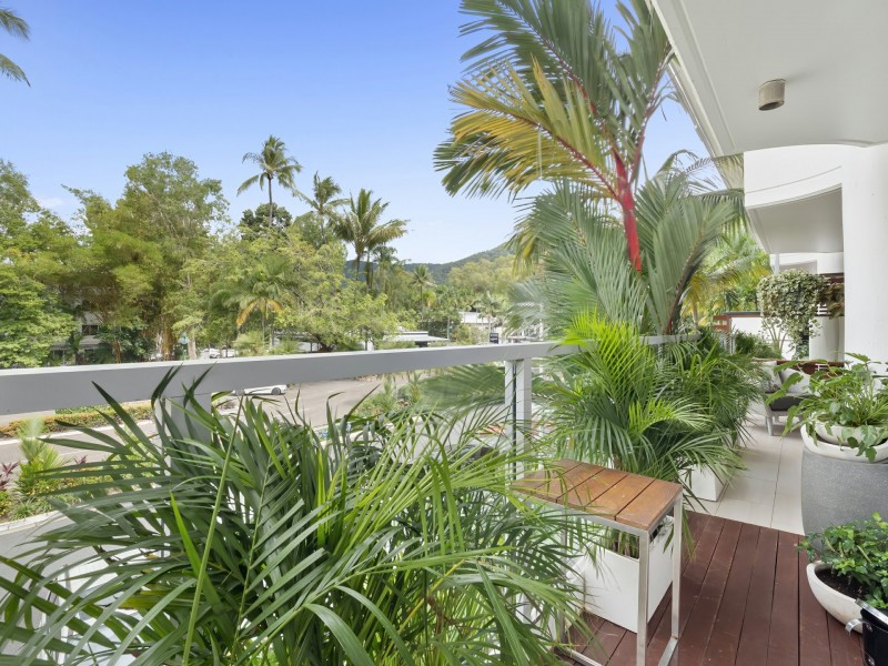 2210/2-22 Veivers Road, Palm Cove QLD 4879