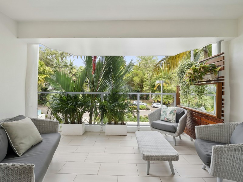 2210/2-22 Veivers Road, Palm Cove QLD 4879