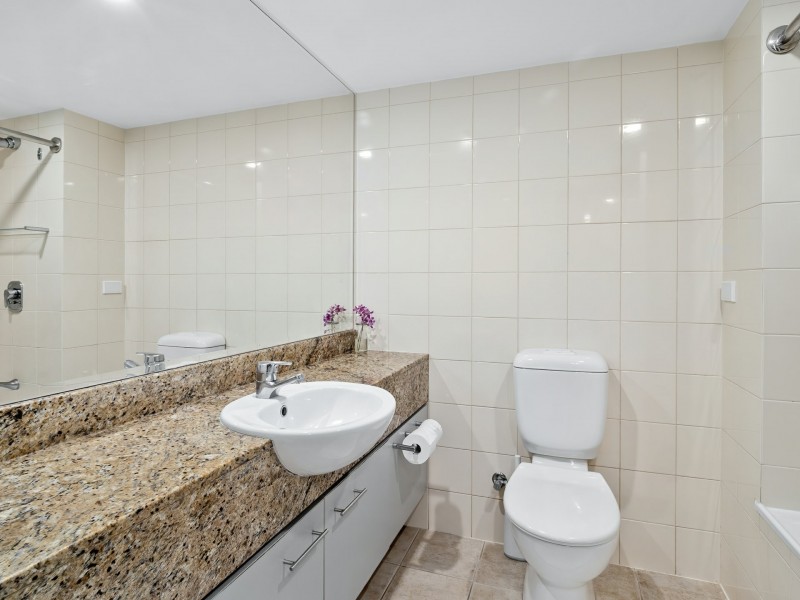 2210/2-22 Veivers Road, Palm Cove QLD 4879