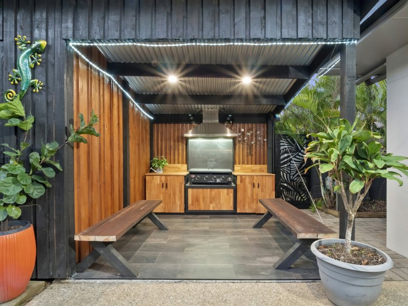 3 Turtle Close, Clifton Beach QLD 4879