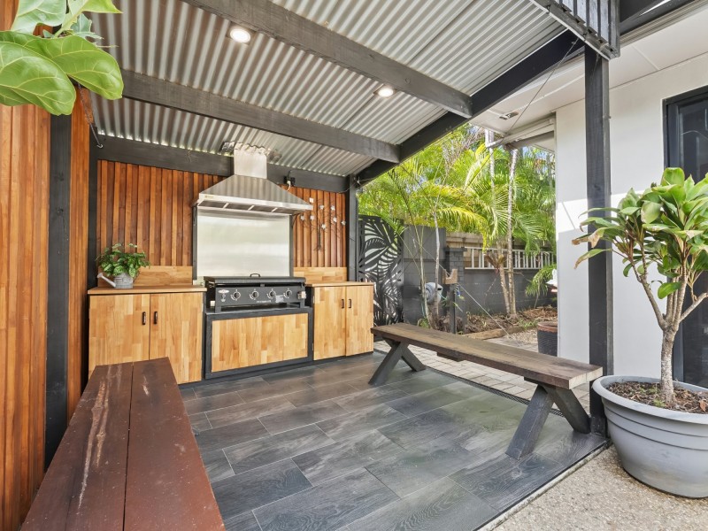 3 Turtle Close, Clifton Beach QLD 4879