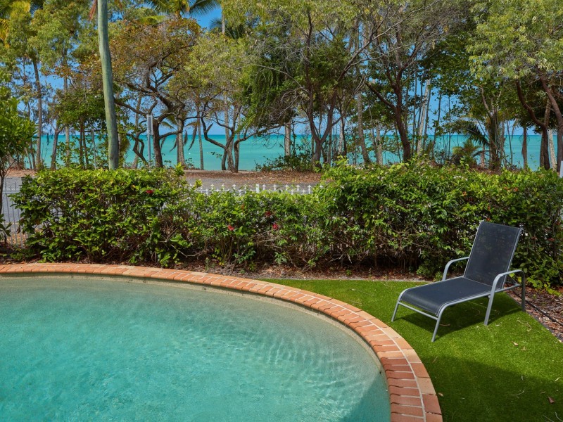 147 Arlington Esplanade, Clifton Beach QLD 4879