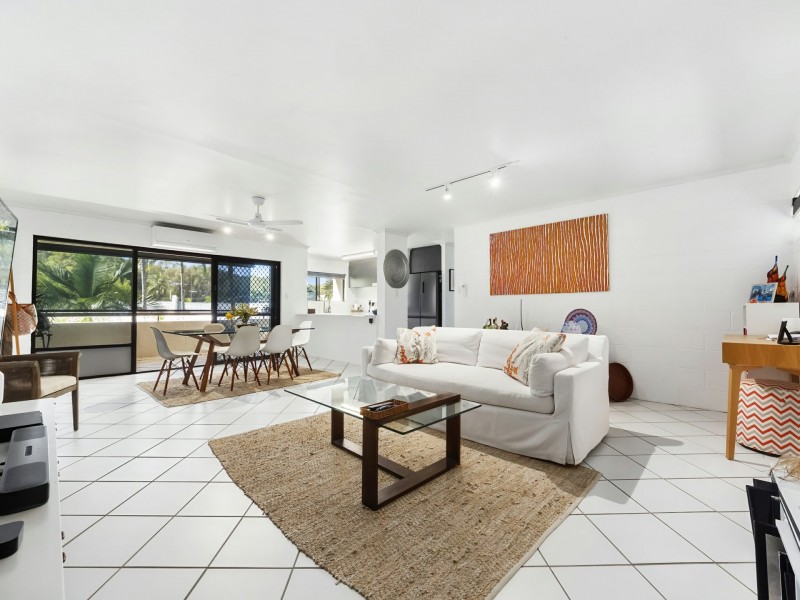 Unit 10/22-24 Rutherford St, Yorkeys Knob QLD 4878