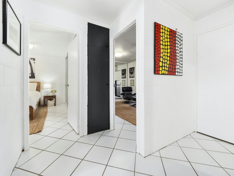 Unit 10/22-24 Rutherford St, Yorkeys Knob QLD 4878