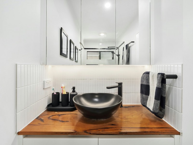 Unit 10/22-24 Rutherford St, Yorkeys Knob QLD 4878