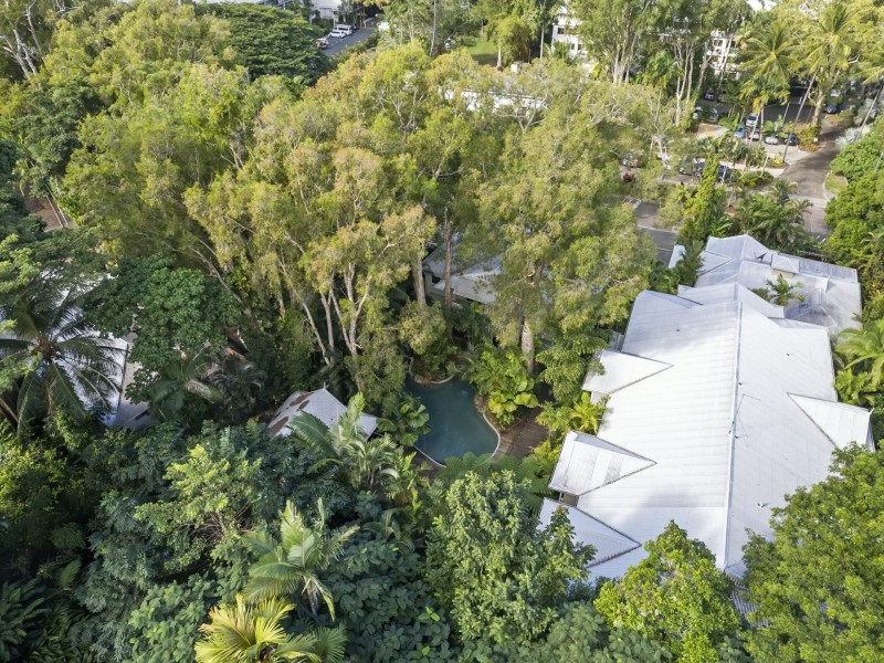 209/6-8 Triton Street, Palm Cove QLD 4879