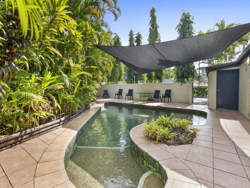4/6 Deauville Close, Yorkeys Knob QLD 4878