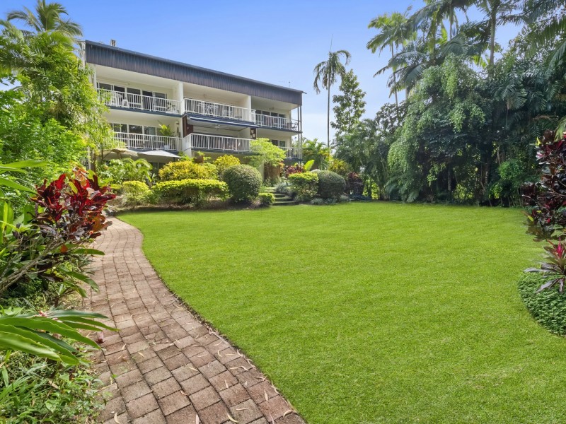4/6 Deauville Close, Yorkeys Knob QLD 4878