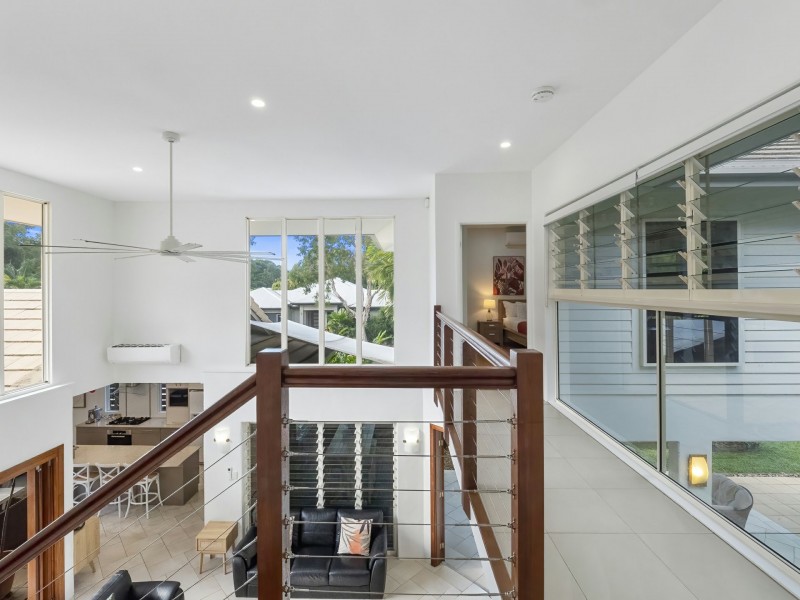 1 Muller Street, Palm Cove QLD 4879