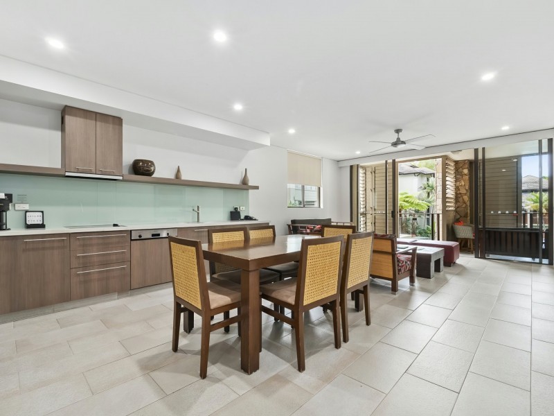 232-233/5 Triton Street, Palm Cove QLD 4879