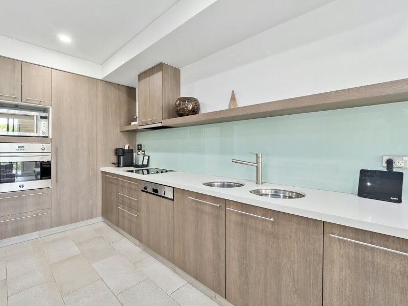 232-233/5 Triton Street, Palm Cove QLD 4879