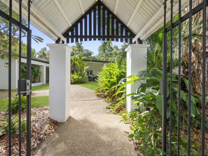 42 Kewarra Street, Kewarra Beach QLD 4879