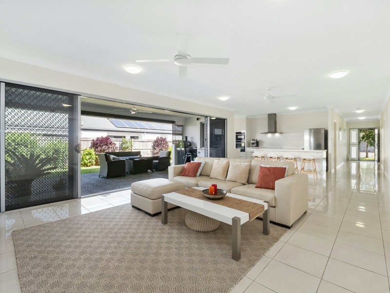 3 Gurrumbah Link, Smithfield QLD 4878
