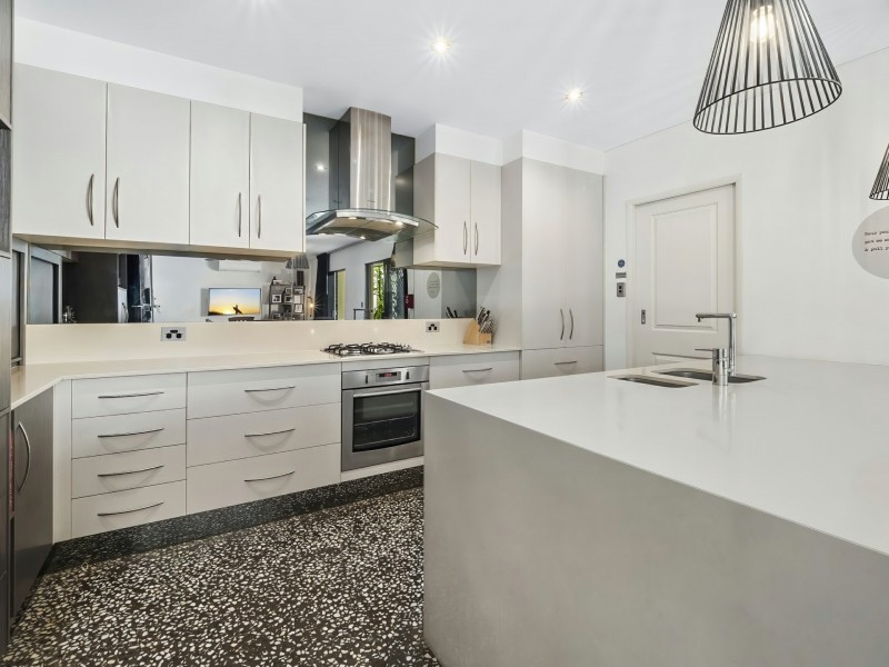 21 Hideaway Close, Palm Cove QLD 4879