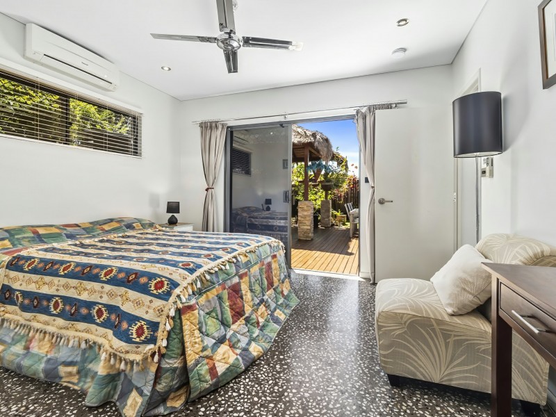 21 Hideaway Close, Palm Cove QLD 4879