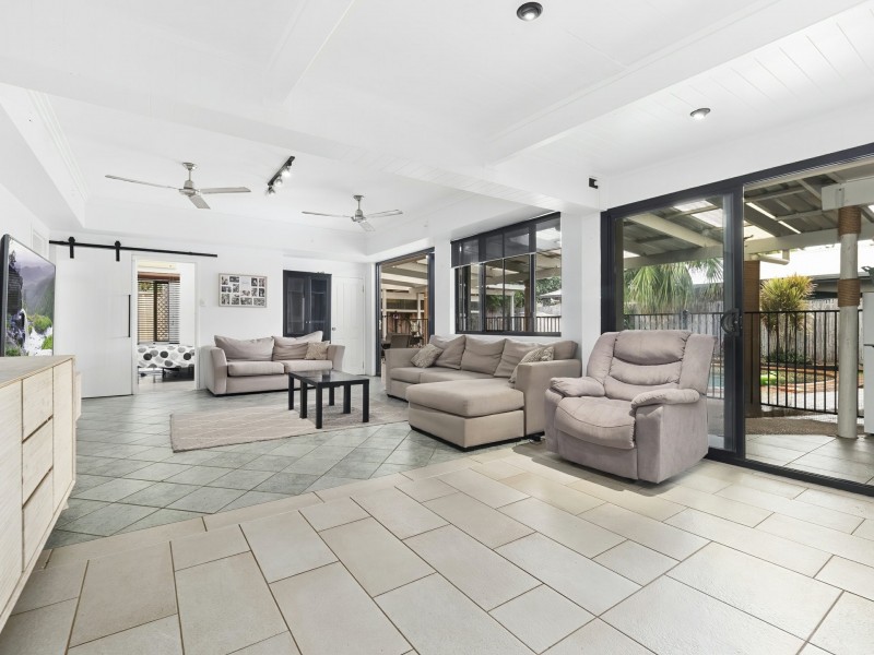 3 Katandra Close, Trinity Beach QLD 4879