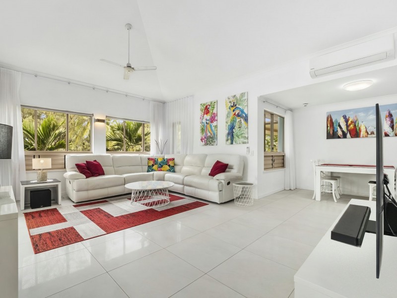 631/49-63 Williams Esplanade, Palm Cove QLD 4879