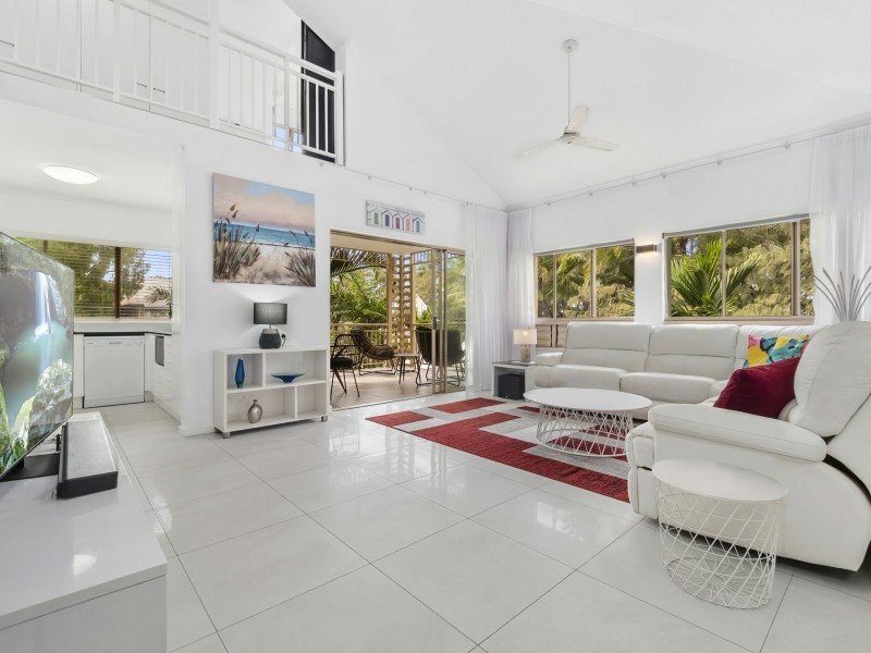 631/49-63 Williams Esplanade, Palm Cove QLD 4879