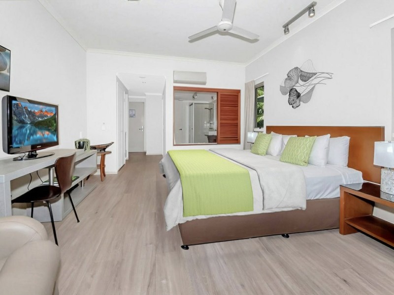 631/49-63 Williams Esplanade, Palm Cove QLD 4879