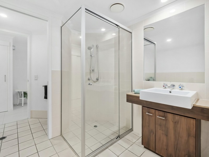 631/49-63 Williams Esplanade, Palm Cove QLD 4879