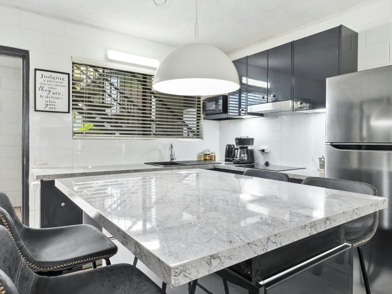 7/83-85 Moore Street, Trinity Beach QLD 4879