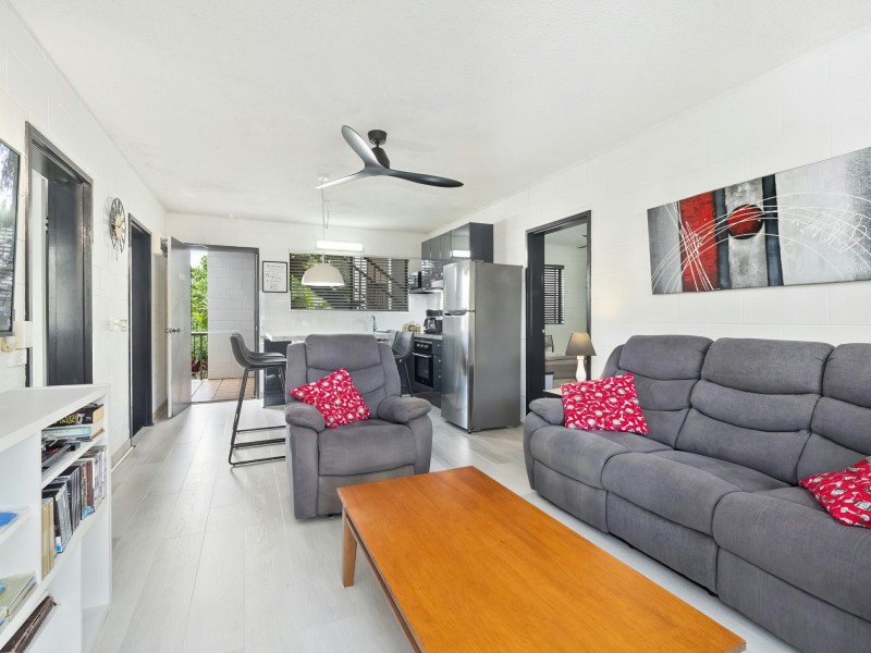 7/83-85 Moore Street, Trinity Beach QLD 4879