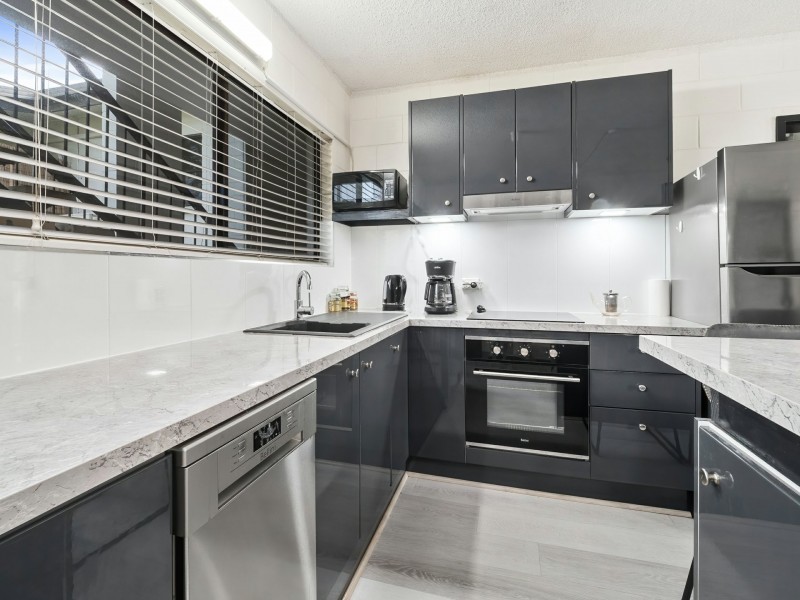 7/83-85 Moore Street, Trinity Beach QLD 4879
