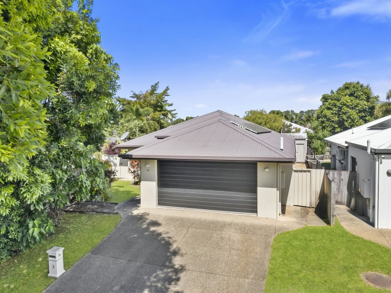 30 Thooleer Vista, Trinity Park QLD 4879