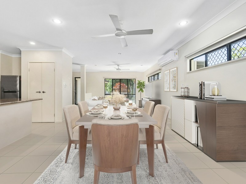 30 Thooleer Vista, Trinity Park QLD 4879