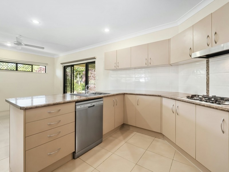 30 Thooleer Vista, Trinity Park QLD 4879