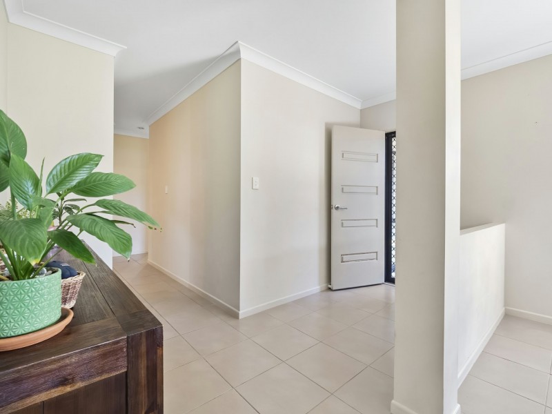 30 Thooleer Vista, Trinity Park QLD 4879