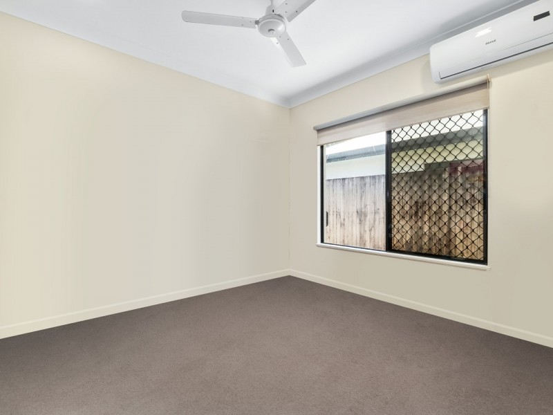 30 Thooleer Vista, Trinity Park QLD 4879