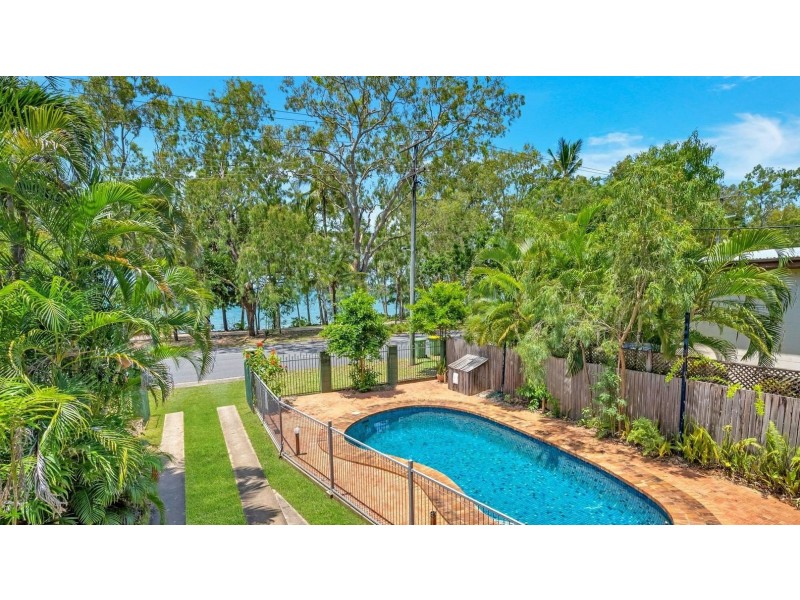 117 Arlington Esplanade, Clifton Beach QLD 4879