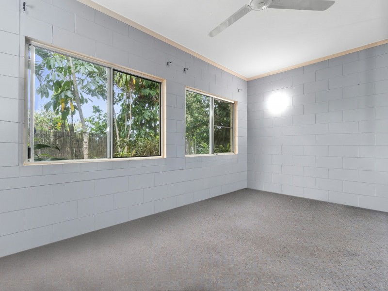422 Varley Street, Yorkeys Knob QLD 4878
