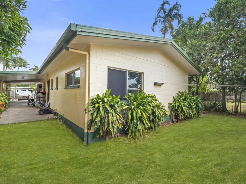 422 Varley Street, Yorkeys Knob QLD 4878