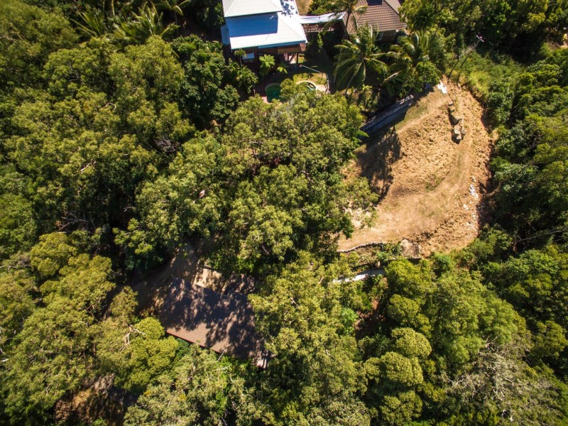 1781 Captain Cook Highway, Clifton Beach QLD 4879