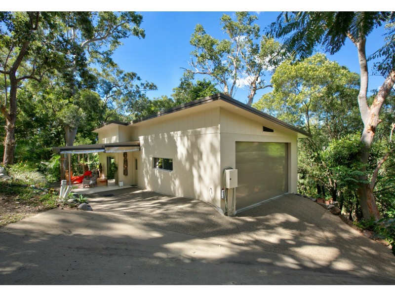1781 Captain Cook Highway, Clifton Beach QLD 4879