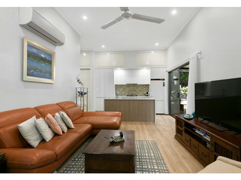 1781 Captain Cook Highway, Clifton Beach QLD 4879