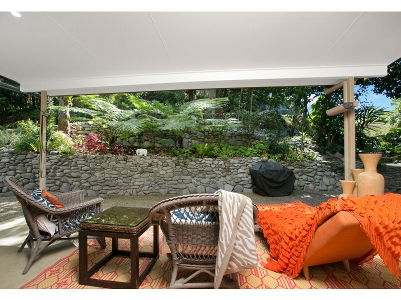 1781 Captain Cook Highway, Clifton Beach QLD 4879