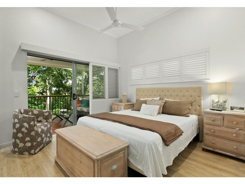 1781 Captain Cook Highway, Clifton Beach QLD 4879
