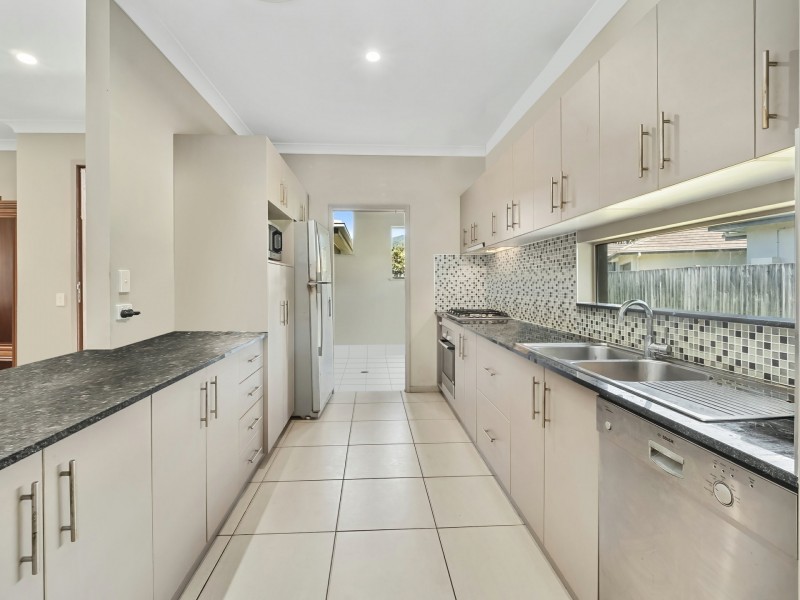 14/14 The Entrance, Kewarra Beach QLD 4879