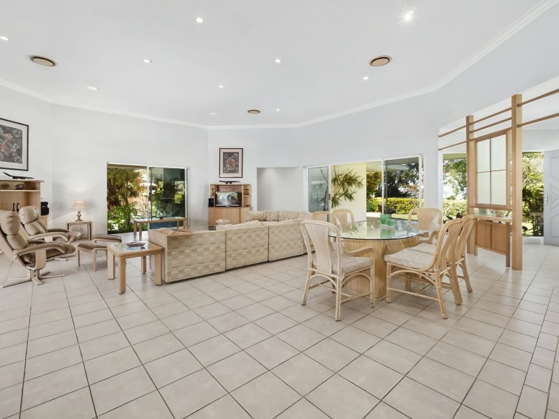 71-73 Upolu Esplanade, Clifton Beach QLD 4879