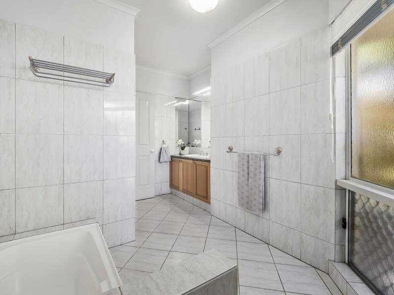 71-73 Upolu Esplanade, Clifton Beach QLD 4879