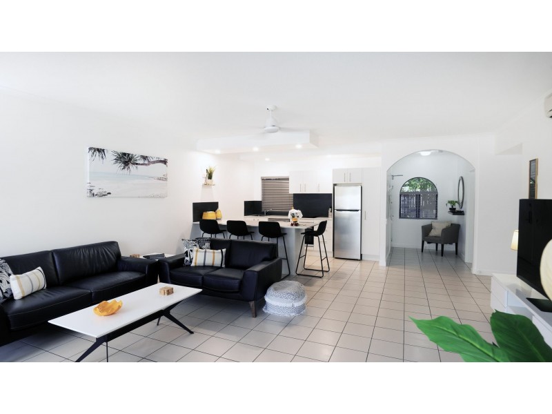 50/81-85 Cedar Road, Palm Cove QLD 4879