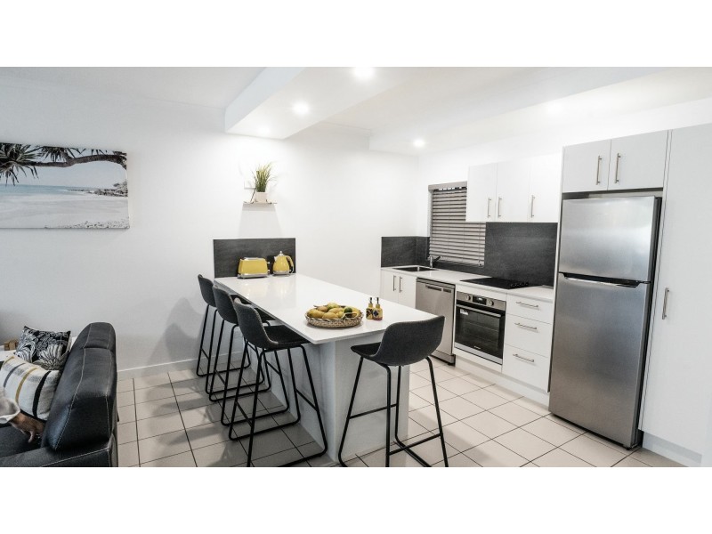 50/81-85 Cedar Road, Palm Cove QLD 4879