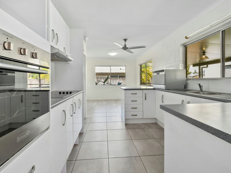 397 Varley Street, Yorkeys Knob QLD 4878