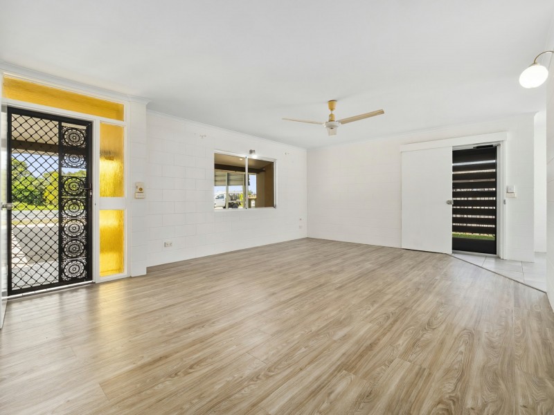 397 Varley Street, Yorkeys Knob QLD 4878
