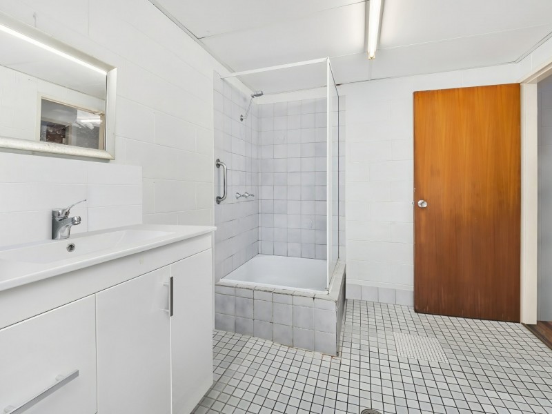 1/499 Varley Street, Yorkeys Knob QLD 4878