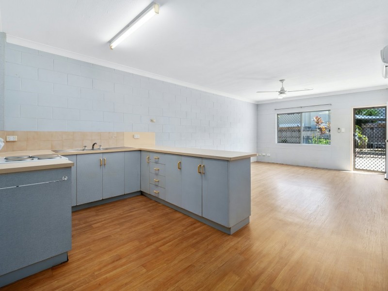 8/527-529 Varley Street, Yorkeys Knob QLD 4878